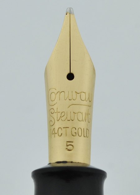 Conway Stewart 28 Fountain Pen - Green Hatched, Medium Nib